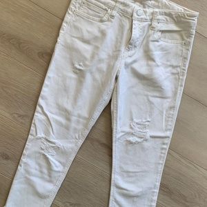 Joe's size 28 cropped skinny white jeans